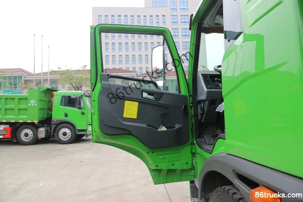 FAW Jiefang Qingdao Long V 220 hp 6X2(8 wheels) 4.5m Dump Truck Cab (1) | 86Trucks