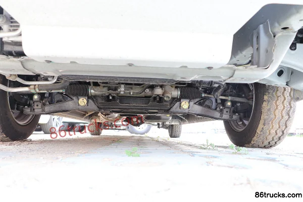 Foton utilitaire Fenjing G9 161 ch 4X2(6 roues) camion frigorifique (marque Songchuan) Châssis (1) | 86Trucks