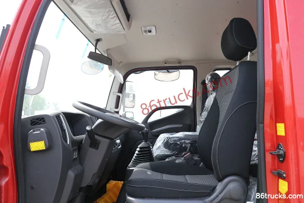 Foton Aumark S3 Express Edition 156hp 4X2(6 wheels) 5.25m Semi-Wing Flatbed Cargo Truck Cab (3) | 86Trucks