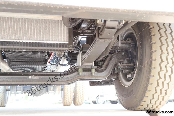 Foton Aumark S3 Series 160 hp 4X2(6 wheels) Crew Cab Light Truck Chassis (3) | 86Trucks