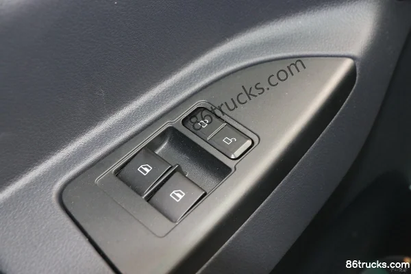 Sinotruk Tengshi 190hp 4X2(6 wheels) 3.8m dump truck Cab (3) | 86Trucks