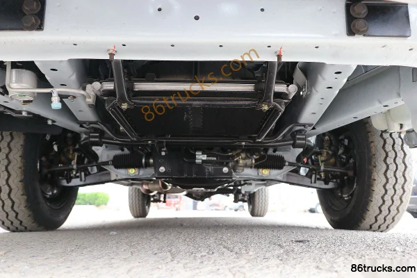 Jinbei Haishi L 2016 Flagship 116hp 2.5T Commercial Van Chassis (1) | 86Trucks