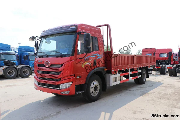 FAW Jiefang Qingdao Long V Medium Truck 180 hp 4X2(6 wheels) 6.75m flatbed cargo truck Exterior (3) | 86Trucks