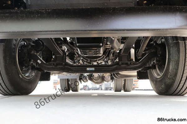Dongfeng Commercial Vehicle Tianlong VL Heavy Truck 350 hp 4X2(6 wheels) Tractor Truck (China VI) Chassis (1) | 86Trucks