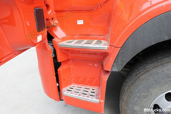 Dongfeng Commercial Vehicle Tianlong VL Heavy Truck 400 hp 6X4(10 wheels) Tractor Truck (Flat Top) (China VI) Cab (2) | 86Trucks