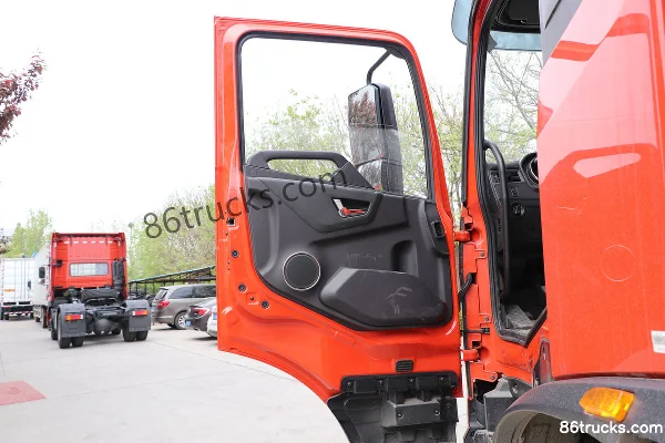 Dongfeng Commercial Vehicle Tianjin KR 260hp 6X2(8 wheels) 7.7m drop-side cargo truck Cab (1) | 86Trucks
