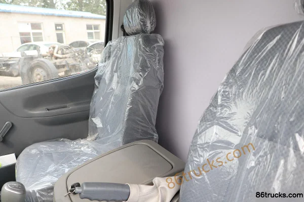 Jinbei Haishi L 2016 Leading 163hp 2.7L Commercial Van Chassis (2) | 86Trucks