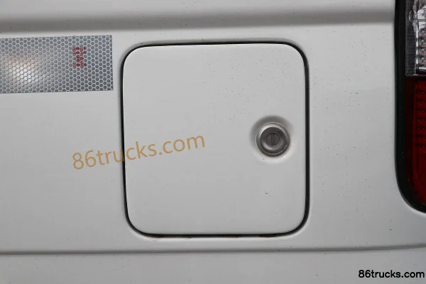 Jinbei Haishi L 2016 Leading 163hp 2.7L Commercial Van Cargo Box (2) | 86Trucks