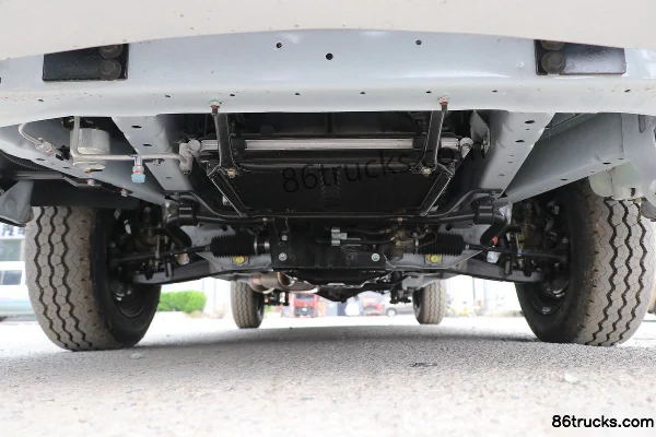 Jinbei Haishi L 2016 Luxury 139hp 2.4L Passenger Cargo Van Chassis (1) | 86Trucks