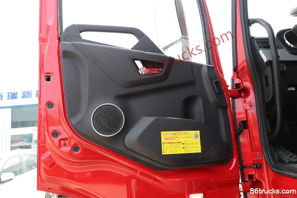 Dongfeng Commercial Vehicle Tianlong KL Heavy Truck 465 hp 4X2(6 wheels) AMT Automatic Tractor Truck (China VI) (Ratio 2.643) Cab (2) | 86Tr