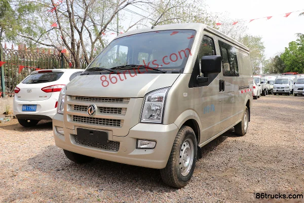 Dongfeng C35 112hp 1.5L enclosed van truck Exterior (3) | 86Trucks