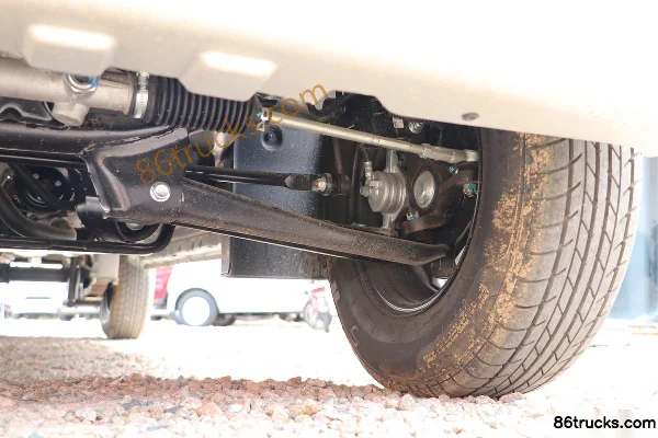Dongfeng C35 112hp 1.5L enclosed van truck Chassis (3) | 86Trucks