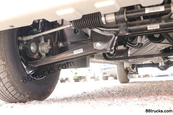 Dongfeng C35 112hp 1.5L enclosed van truck Chassis (2) | 86Trucks