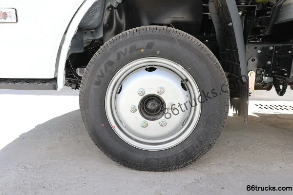 Yuejin Xiaofuxing S70 113 ch 4X2(6 roues) 3,26 m camion frigorifique Châssis (1) | 86Trucks