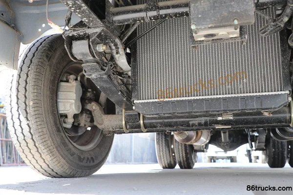 Yuejin Fuxing S50 1,5 L 113 ch 4X2(6 roues) 3,62 m petit camion fourgon monoplace Châssis (2) | 86Trucks
