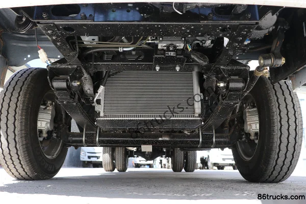 Yuejin Fuxing S70 modèle 2019 113 ch 4X2(6 roues) petit camion fourgon à cabine simple 3,62 m (China VI) Châssis (1) | 86Trucks