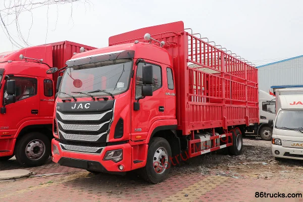 JAC Gallop K6L II Medium Truck 200 hp 4X2(6 wheels) 6.8m Stake Truck Exterior (3) | 86Trucks