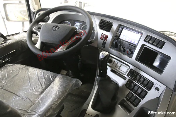 Aerospace Linghe Linghangxing camion lourd 500 ch 6X4(10 roues) tracteur routier (LH4250P) Cabine (1) | 86Trucks