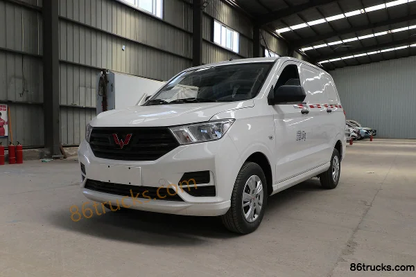 Wuling Hongguang S 2019 Classic S Basic Edition 99hp Gasoline 1.5L Panel Van (China VI) Exterior (3) | 86Trucks