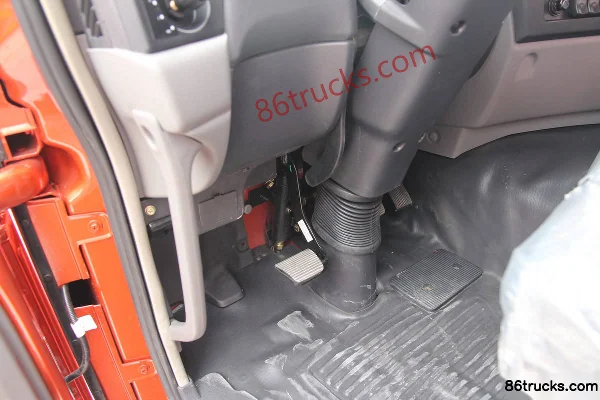 Dongfeng Commercial Vehicle Dashen camion lourd 385 ch 6X6(10 roues) véhicule spécial (châssis) Cabine (2) | 86Trucks
