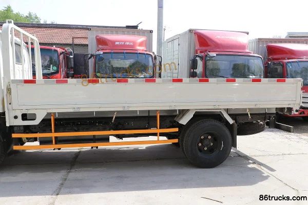 JMC Shunda narrow body 116ch 4X2(6 roues) 4.22m single-row camion porteur à ridelles Carrosserie (1) | 86Trucks