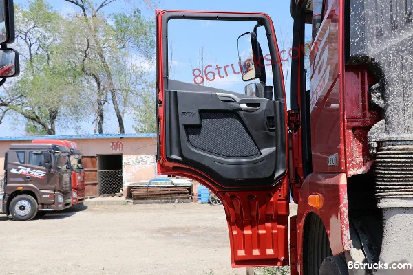 FAW Jiefang Qingdao JH6 Heavy Truck Pilot Edition 2.0 Northern Version 320 hp 6X2(8 wheels) 9.5m Stake Cargo Truck (China VI) (F5N Front Axl