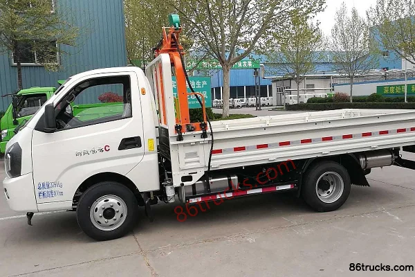 Shifeng Fengyun 110 hp 4X2(6 wheels) 3.2m truck-mounted crane Exterior (2) | 86Trucks
