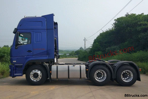 Shenhe TJG200W Series 500hp 6X4(10 wheels) Tractor Truck Exterior (3) | 86Trucks