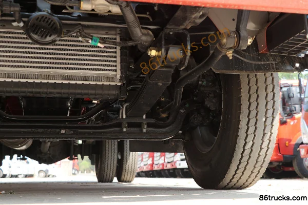 Foton Aoling New Jieyun Youth Edition 132 hp 4X2(6 wheels) 3.655m single-row van light truck (China VI) Chassis (3) | 86Trucks
