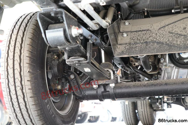 Foton Xiangling M1 1.5L 112 ch 4X2(6 roues) essence camion frigorifique 3,12 m Châssis (2) | 86Trucks