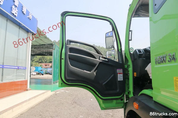 Sinotruk HOWO MAN H3 220 hp 6X4(10 wheels) 4.6m Dump Truck Cab (1) | 86Trucks