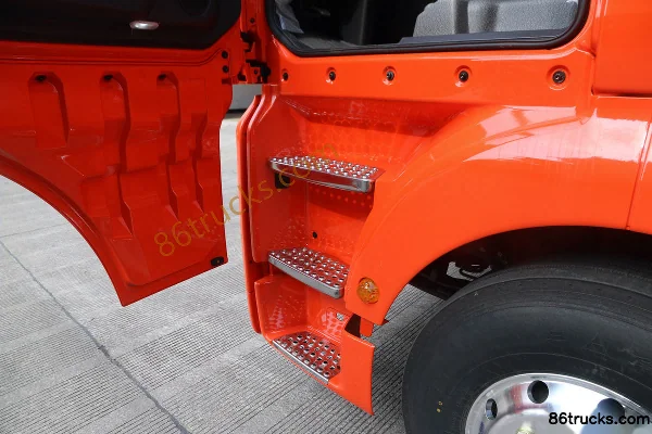Sinotruk Sitrak G7 heavy truck 540 hp 6X4(10 wheels) tractor truck (16-speed) Cab (3) | 86Trucks