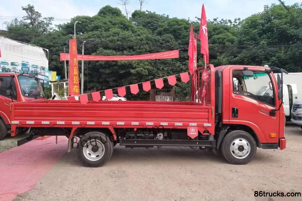 Dayun 116 ch 4X2(6 roues) 4,05 m petit camion à ridelles cabine simple Extérieur (3) | 86Trucks