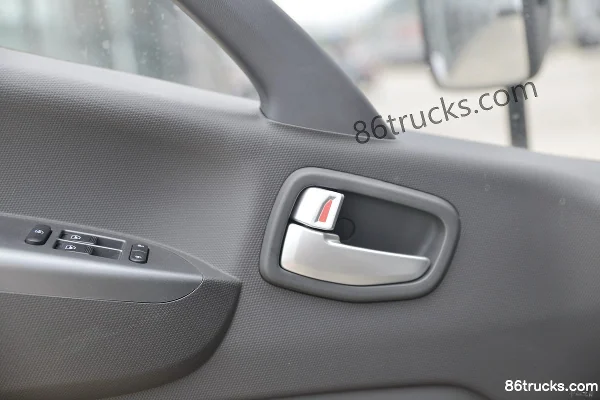 Foton Oumark S1 Series 131hp 4X2(6 wheels) 4.14m Single Row Van Light Truck (China VI) Cab (2) | 86Trucks