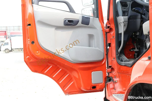 Dongfeng Commercial Vehicle Tianjin camion lourd 280 ch 8X4(12 roues) 6 m camion benne Cabine (3) | 86Trucks