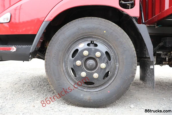 Tangjun Ouling série K3 110 ch 4X2(6 roues) camion léger à ridelles cabine simple 4,15 m Châssis (1) | 86Trucks