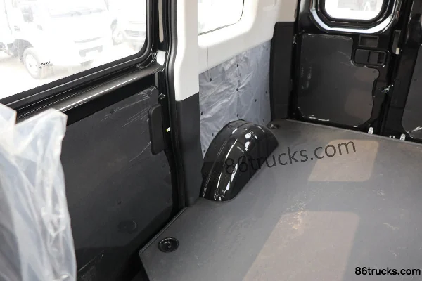 NAVECO Ousheng 122hp 2.3T manual 5-seat low-roof multi-purpose passenger vehicle Cargo Box (2) | 86Trucks