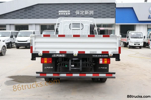 Yuejin Fuyun X500 143 hp 4X2(6 wheels) 4.18m single-row flatbed light truck Body (3) | 86Trucks