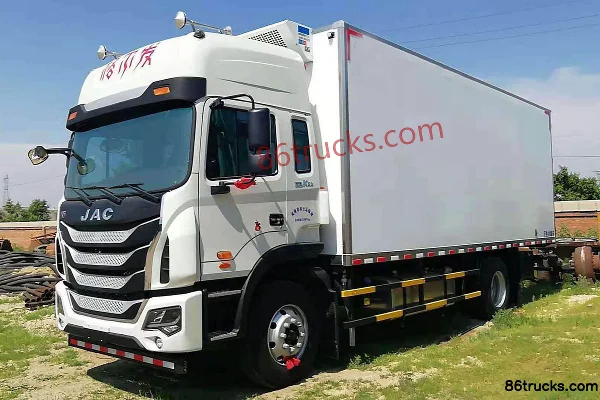 JAC GallopK5 240 ch 4X2(6 roues) camion frigorifique 6,8 m Extérieur