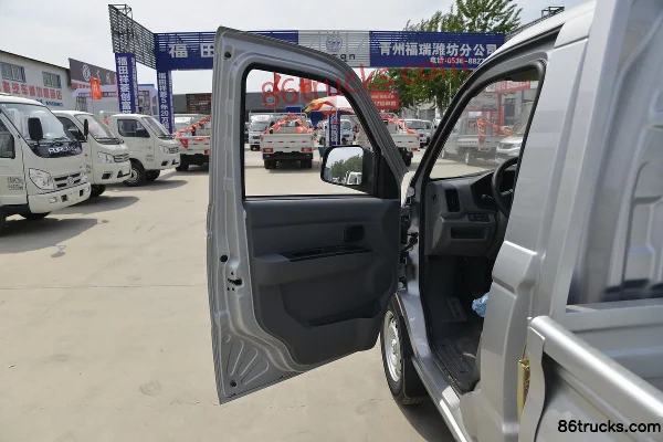 Foton Xiangling V1 1.6L 122hp 4X2(6 wheels) Gasoline 3.2m Single Row Flatbed Light Truck (Single Rear Wheel) (China VI) Cab (1) | 86Trucks