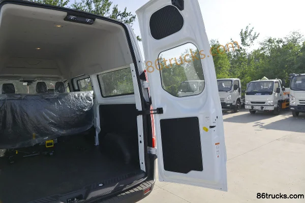 JMC New Transit 2020 121hp 6-Seat Short Wheelbase 2.0T Diesel Medium Roof Multi-Purpose Van Cargo Box (2) | 86Trucks