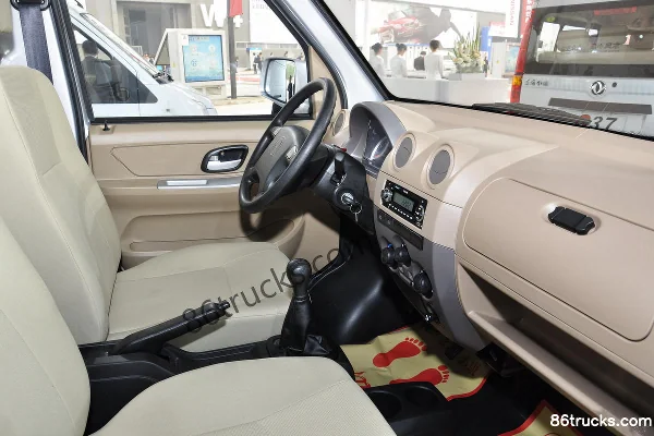 2011 Dongfeng V21 Series 1.0L 69hp 4X2(6 wheels) 2.9m Mini Truck (Standard Type) Cab (1) | 86Trucks