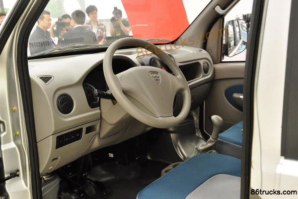 2010 Hafei Luzun Xiaobawang Standard 60 hp 1.0L Minivan Cab (1) | 86Trucks