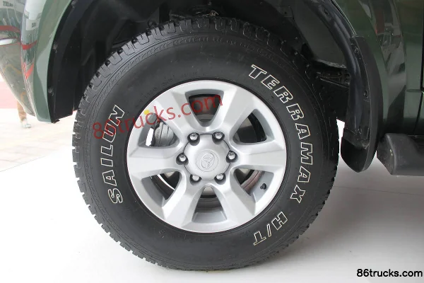 BAW Ruiling Basic 2019 4WD 2.8T Diesel Double Row Pickup Truck Body (1) | 86Trucks