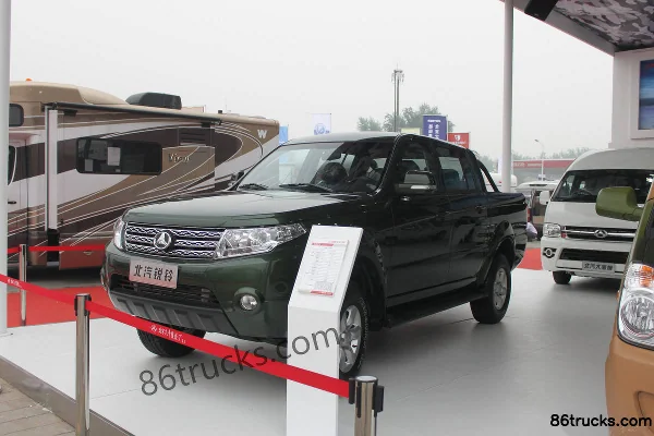 BAW Ruiling Basic 2019 4WD 2.8T Diesel Double Row Pickup Truck Cab (2) | 86Trucks