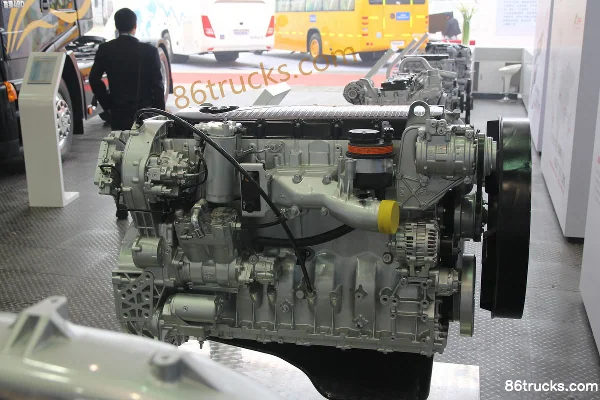 SAIC Fiat Powertrain Hongyan Cursor 9 C9.380 (F2CE0681B*B052) 380 hp 9L China III Diesel Engine Exterior