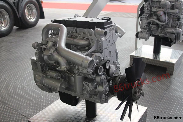 SAIC Fiat Powertrain Hongyan N4.130 130hp 4L China IV Diesel Engine Exterior (2) | 86Trucks