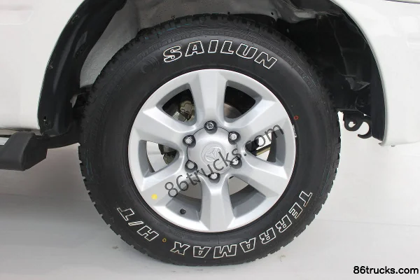 BAIC Yueling 2 roues motrices 2,5L diesel pick-up double cabine Carrosserie (1) | 86Trucks