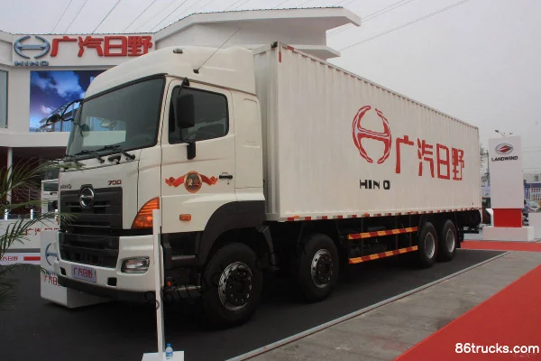 HINO 700 série poids lourd 380 ch 8X4(12 roues) camion porteur fourgon 9,6 m Extérieur (2) | 86Trucks