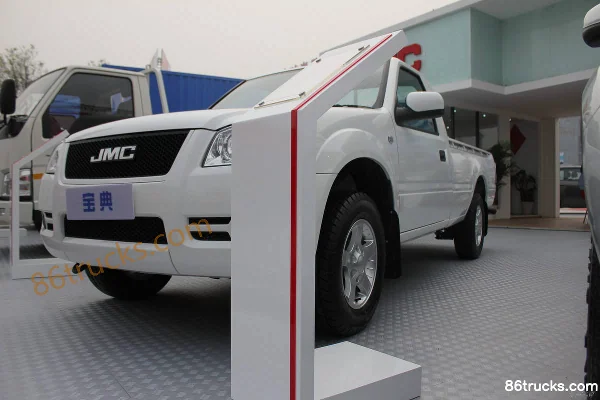 JMC Baodian 2012 2 roues motrices 2,8L diesel pick-up simple cabine (conduite à droite) (2) | 86Trucks